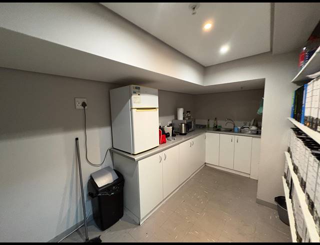 105M² OFFICE TO LET IN CLAREMONT